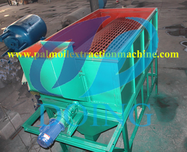 Thresher machine of palm oil plant