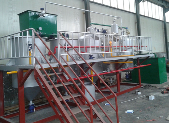 Kenya customer 2t/day oil refining machine is finish production and begin paint