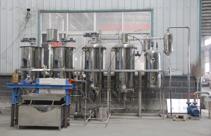 small scale batch type oil refining equipment heated by electricity.jpg