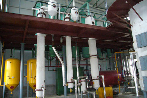 Corn germ oil solvent extraction machine